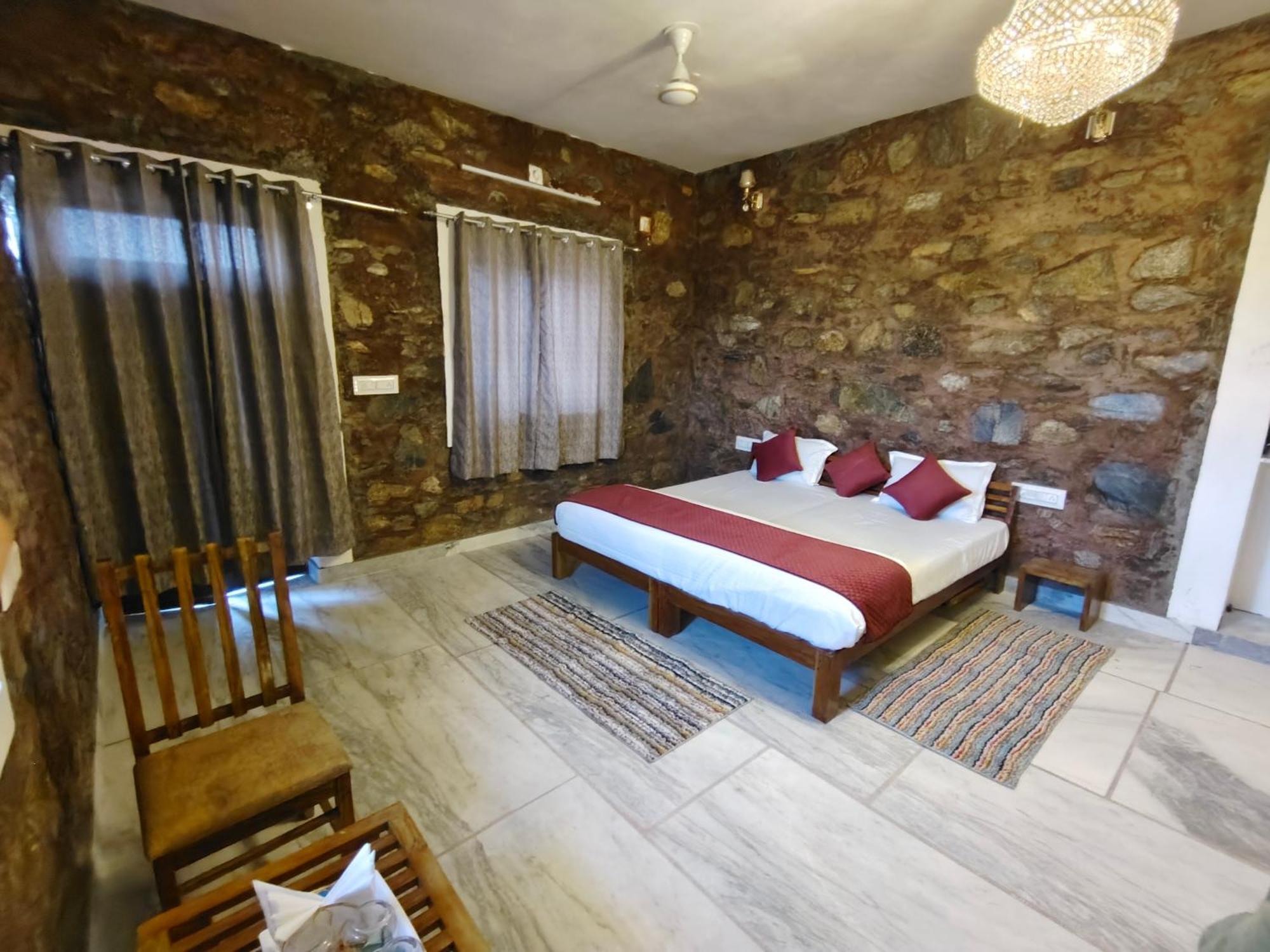 לינה וארוחת בוקר Nana Jawai Wildlife Safari Camp מראה חיצוני תמונה